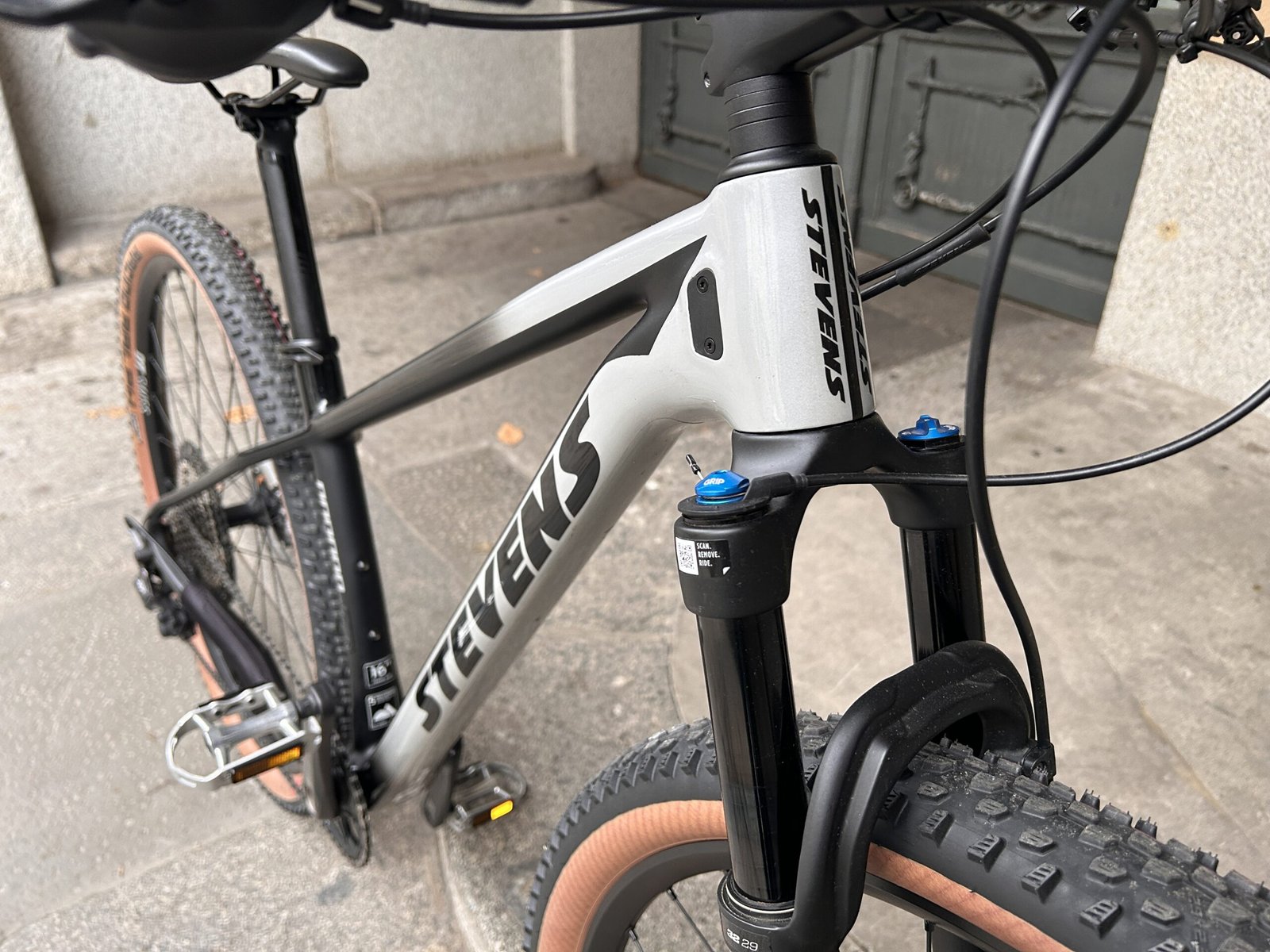 Stevens Sonora ES 29" 16" (ehem. Testrad) – Bild 2